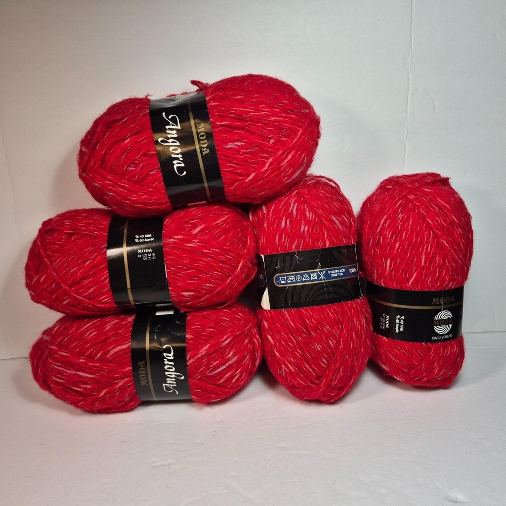 5 Skeins Moda "Angora" Yarn 40% Tiktik / 60% Acrylic Red Pink Speckle 100 Gr
